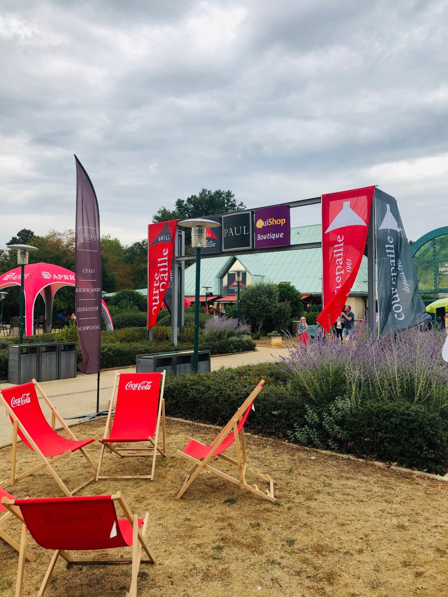 Tesla superchargeur : Aire de&nbsp;Châteauvillain